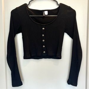 Long Sleeve Crop Top in Black